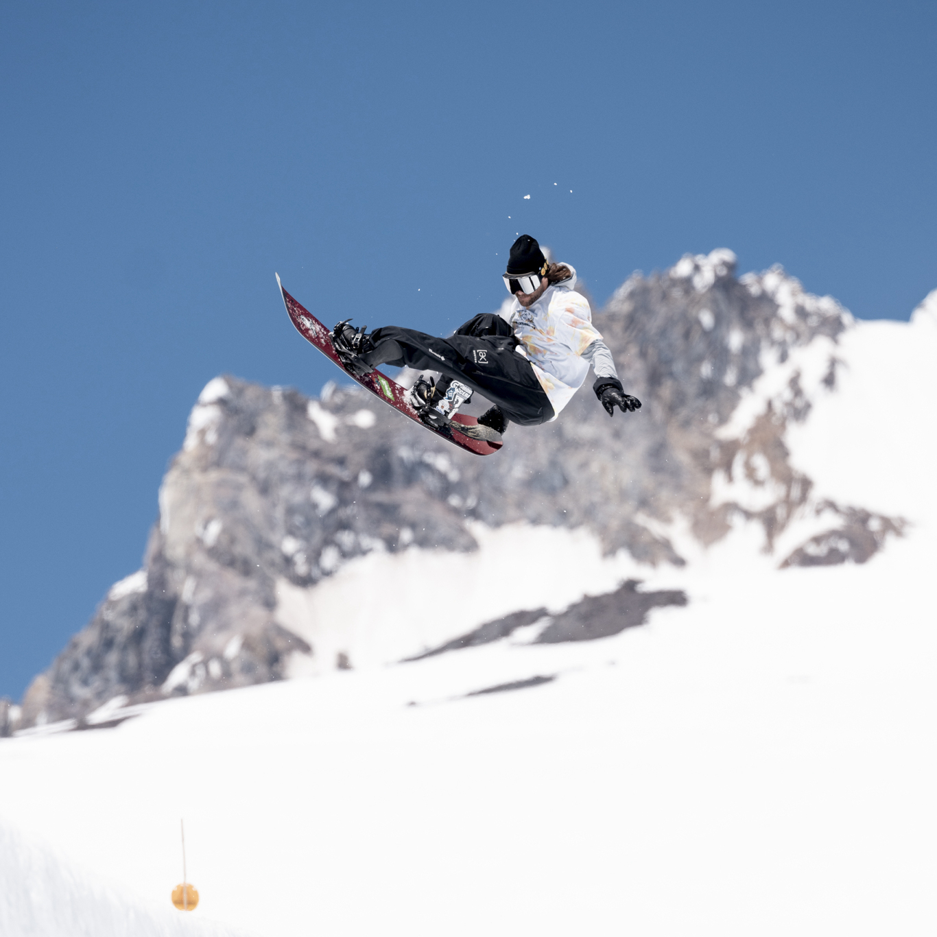 The Ultimate Snowboarding Gear Guide